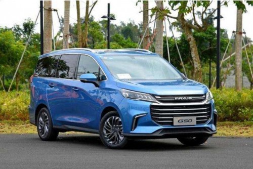 MPV: Buick GL8, JAC Refine, SAIC Maxus or similar
