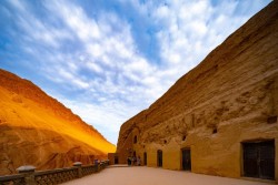 Bezeklik Thousand Buddha Caves, Turpan