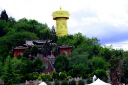 Shangri-La Dukezong Old Town