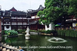 Shanghai One Day MPV Mini Group Tour to Zhujiajiao Water Town, Oriental Pearl TV Tower, The Bund & Huangpu River Cruise