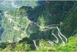 Zhangjiajie Tianmen Mountain National Forest Park