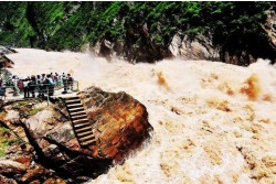 Tiger Leaping Gorge, Lijiang